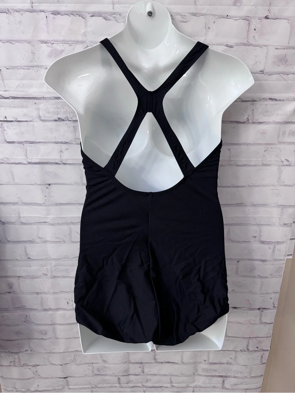 Speedo Plus Size 18 Solid One Piece Swimsuit Black Slimming Modest
